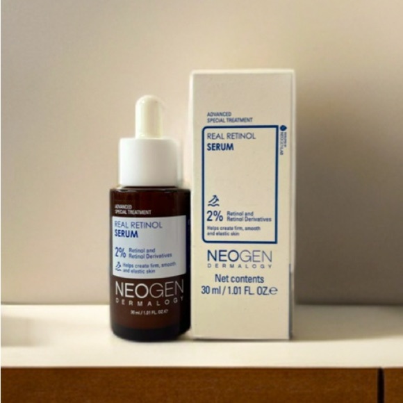 NIB Neogen Dermatology Real Retinol Serum 30ml / 1.01 fl oz - Picture 2 of 5